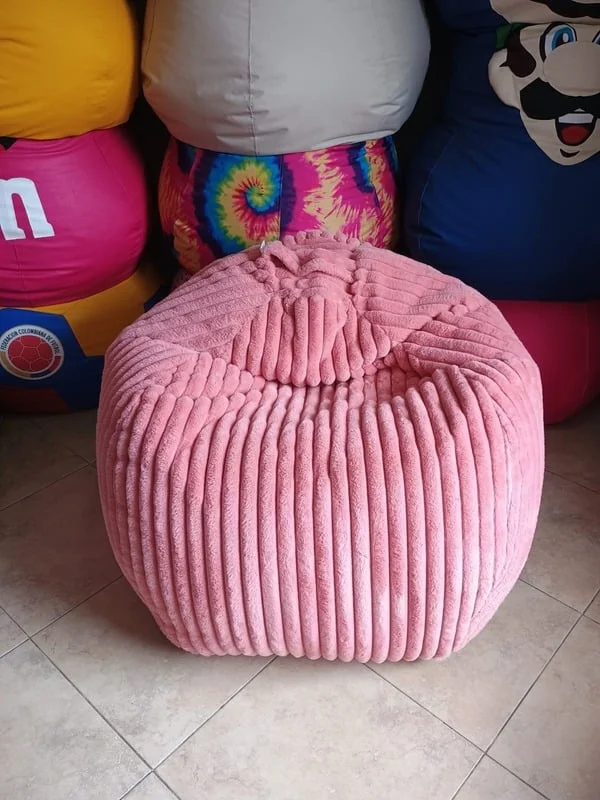 Puff Poltrona Shekina – vista frontal