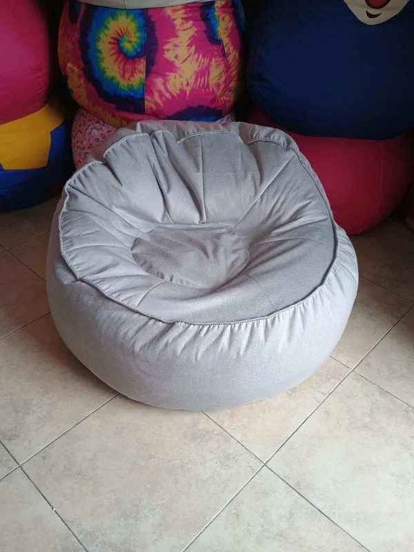 Puff Nivora Shekina – vista frontal