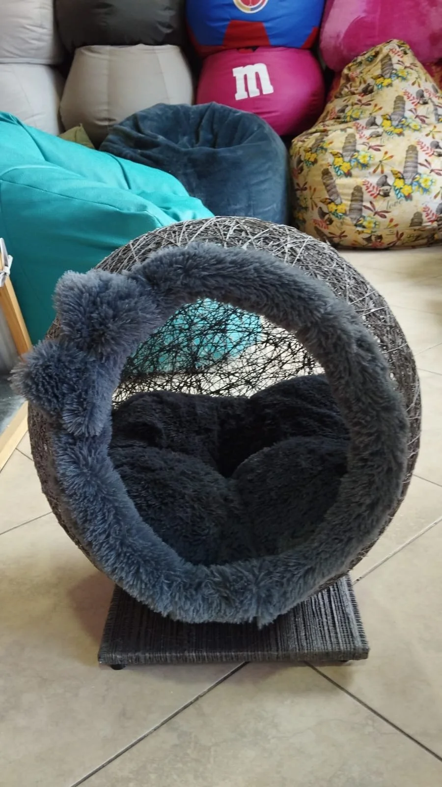 Comedero doble para mascota — plato de comida y agua para perros y gatos