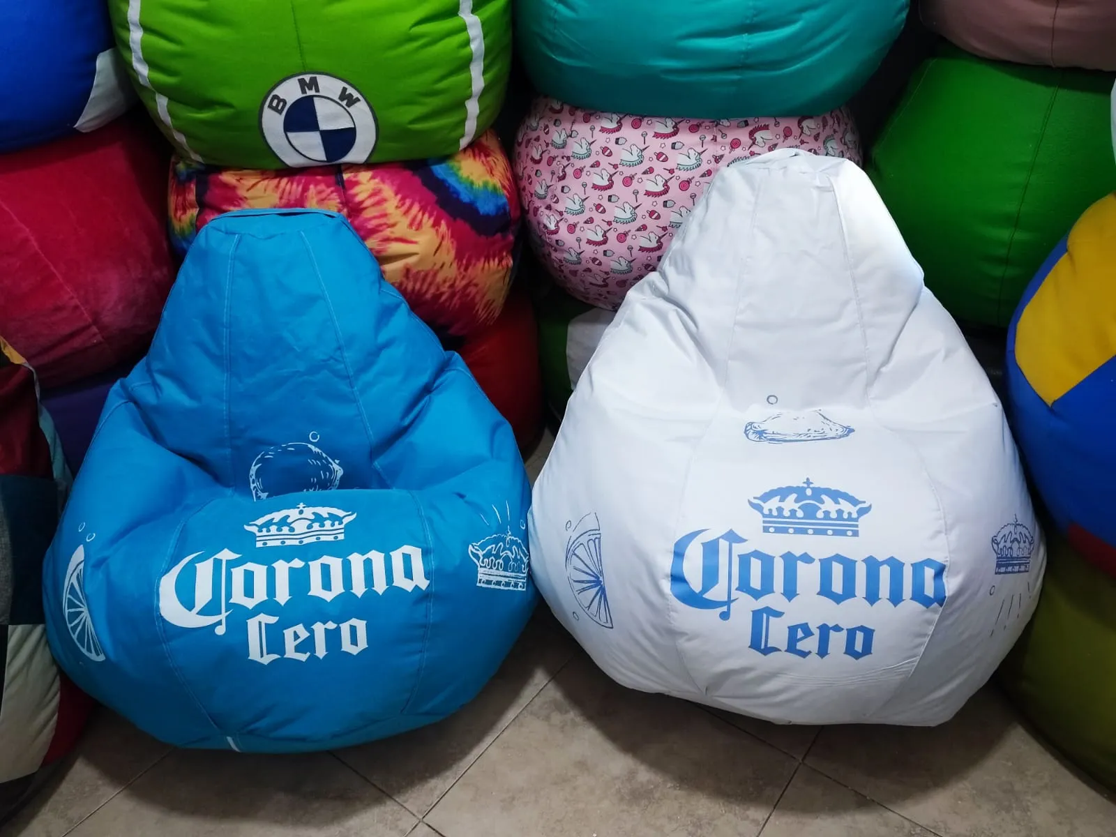 Puff Corporativo Personalizado 6 — puff corporativo personalizado